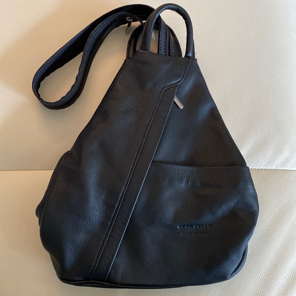 Vera Pelle Black Leather Sling Backpack